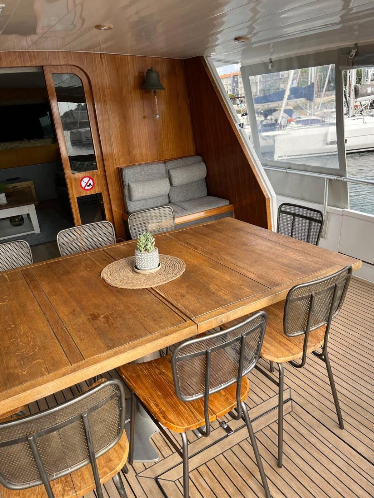 Yacht Aquamarina Vieux Port La Rochelle Hotel La Rochelle  Exterior photo