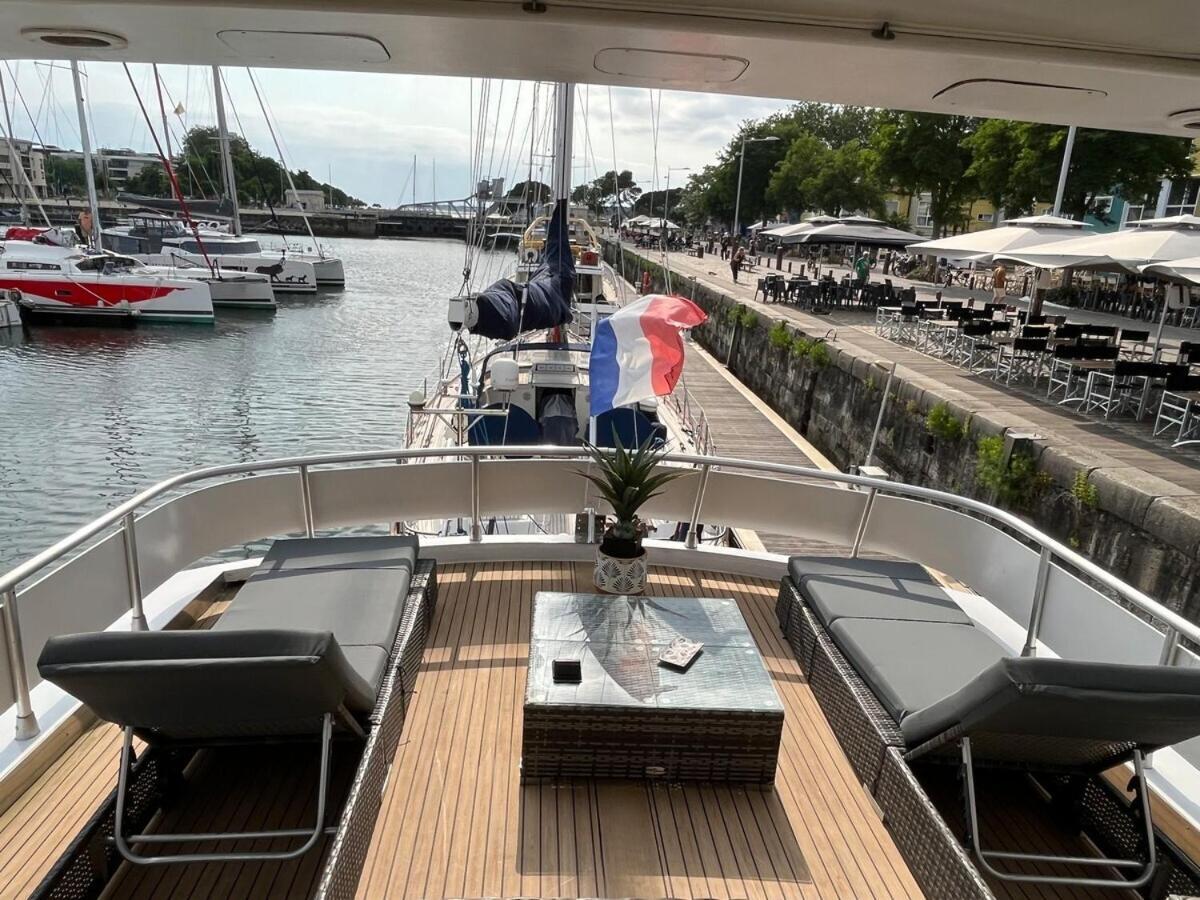 Yacht Aquamarina Vieux Port La Rochelle Hotel La Rochelle  Exterior photo