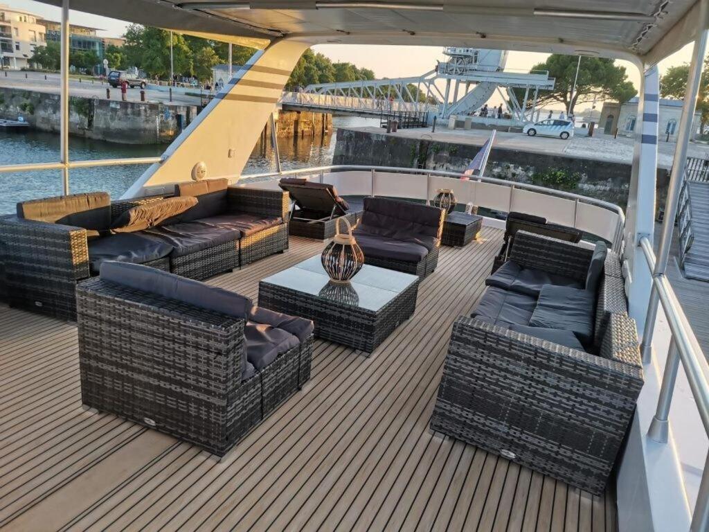 Yacht Aquamarina Vieux Port La Rochelle Hotel La Rochelle  Exterior photo